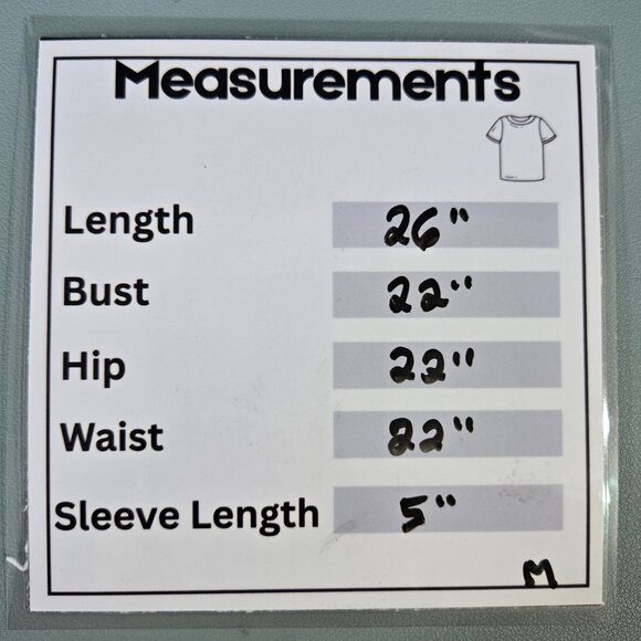 NWT Amazon Essentials Black Women's Relaxed-Fit Crewneck T-Shirt - Size Medium - Picture 5 of 6